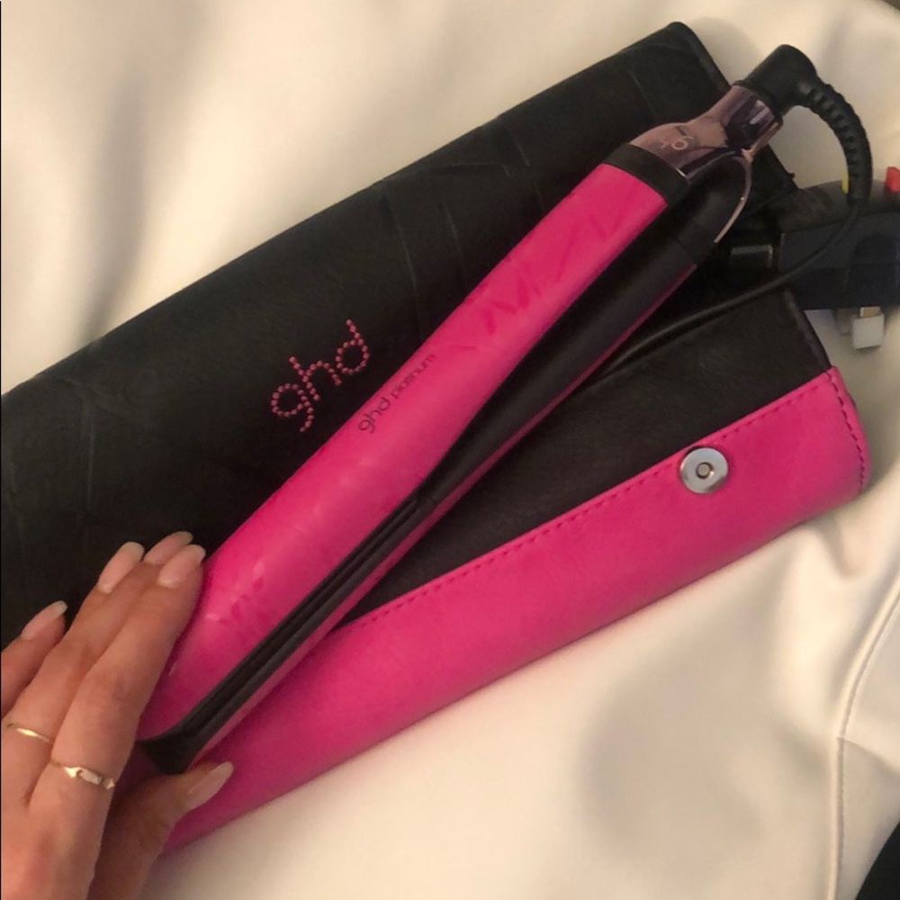 GHD Platinum Electric Pink Styler NEW